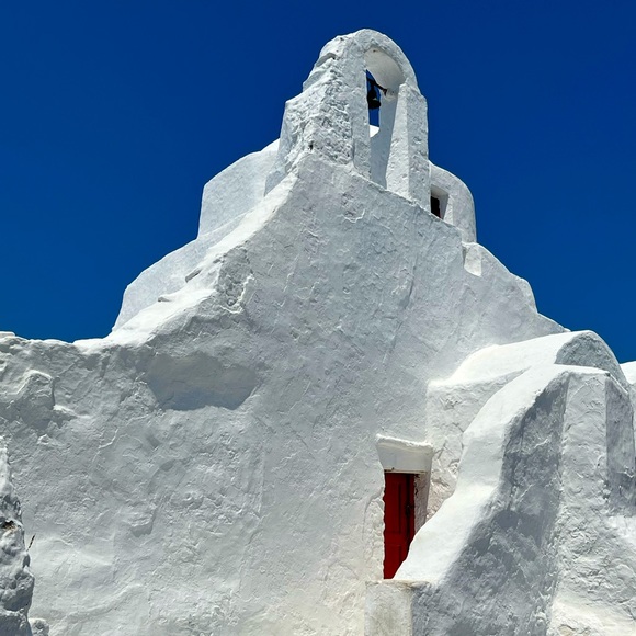 Meet your Posher, Patricia - Picture 1 of 2